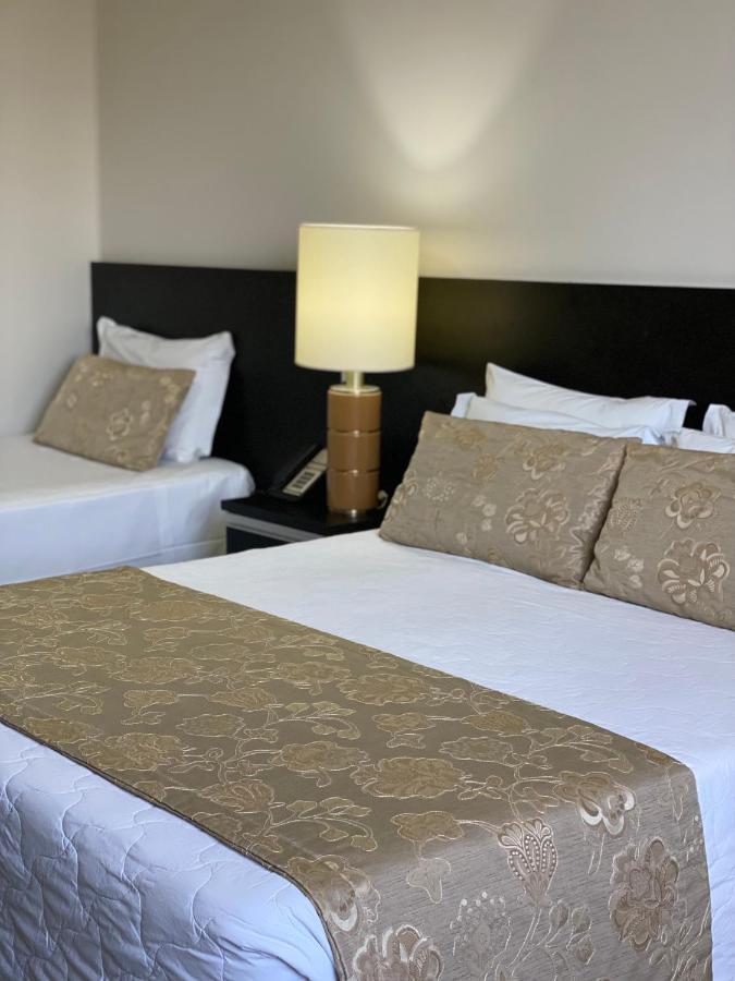 Like Ue Hotel Goiania Bagian luar foto