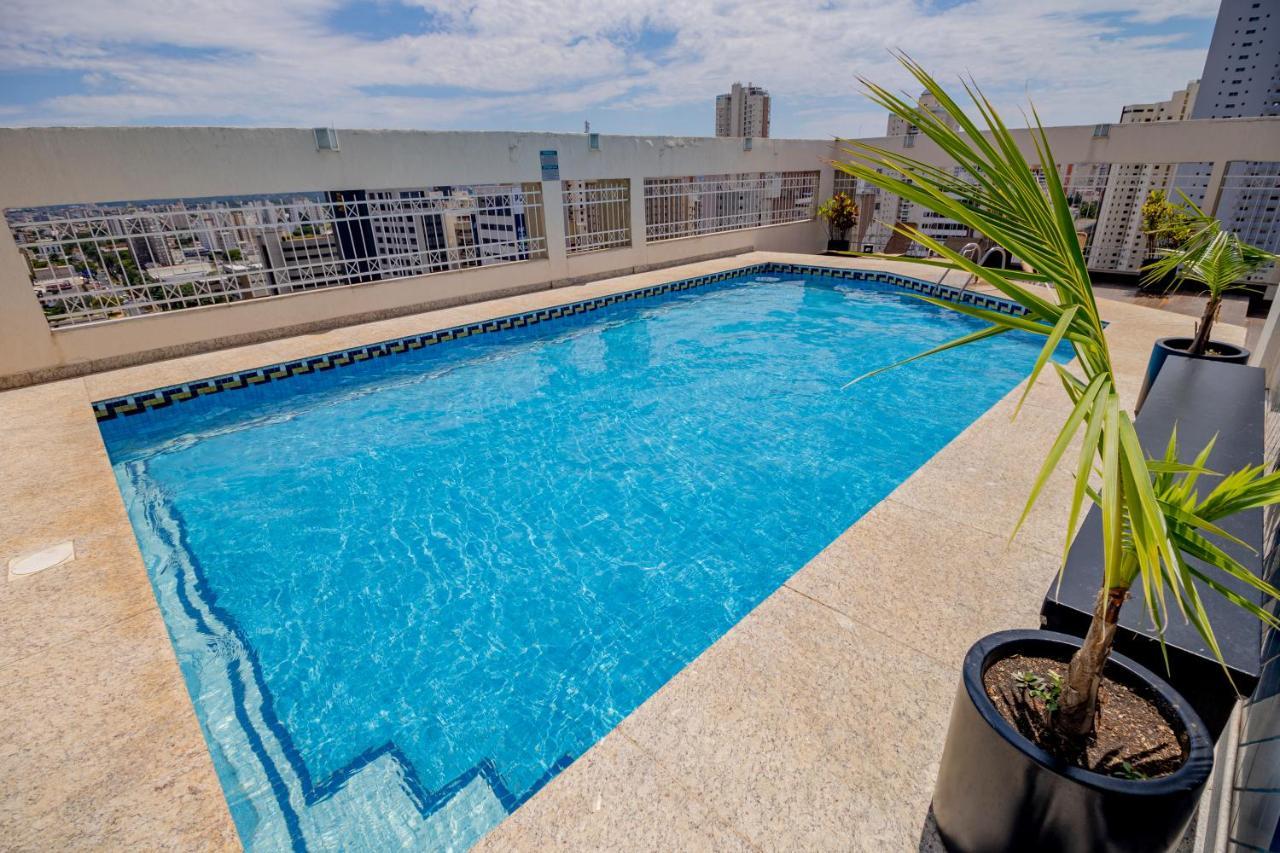 Like Ue Hotel Goiania Bagian luar foto