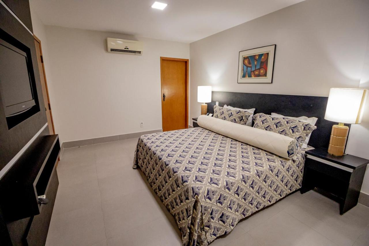 Like Ue Hotel Goiania Bagian luar foto