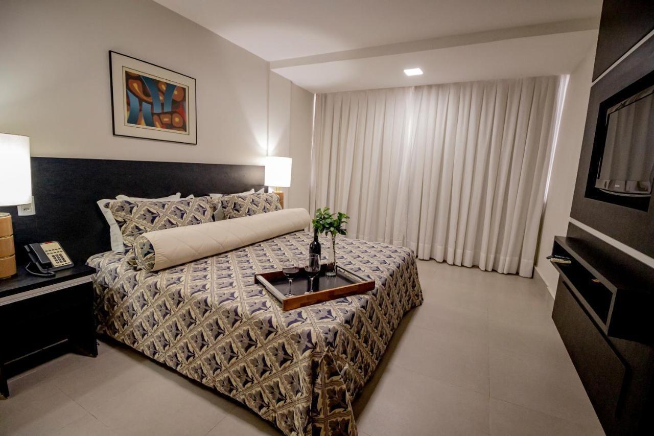 Like Ue Hotel Goiania Bagian luar foto