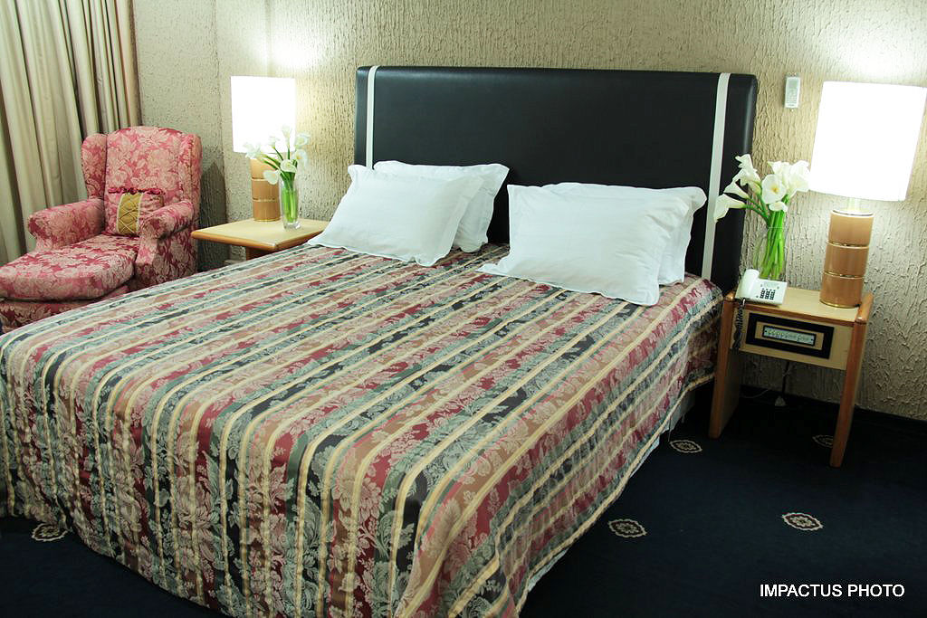 Like Ue Hotel Goiania Bagian luar foto
