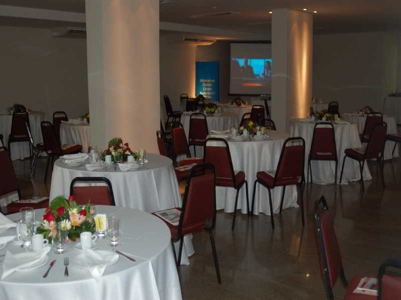 Like Ue Hotel Goiania Bagian luar foto