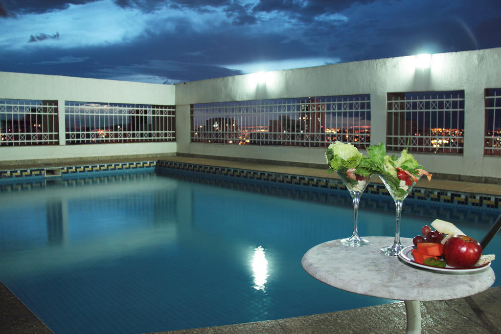 Like Ue Hotel Goiania Bagian luar foto